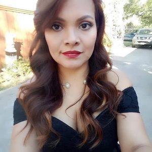 Meet your Posher, Ana